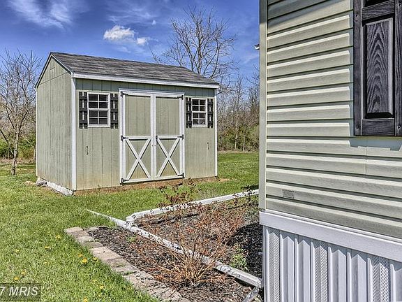 3rd image of 16906 Longfellow Ct