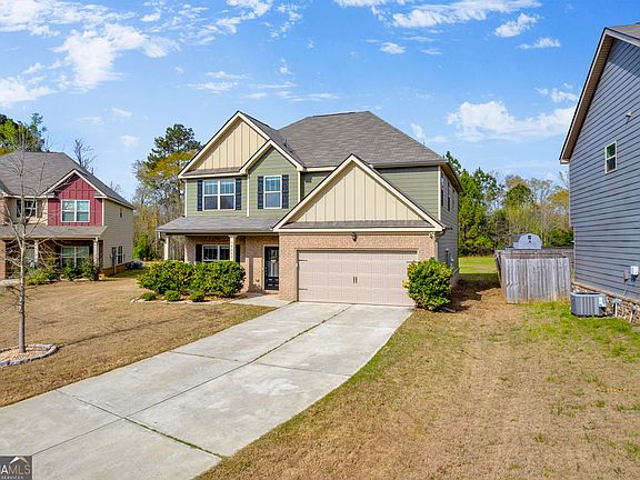 3rd image of 9003 Holder Rd