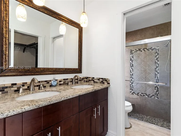 21344 Escondido Way S — Photo 22