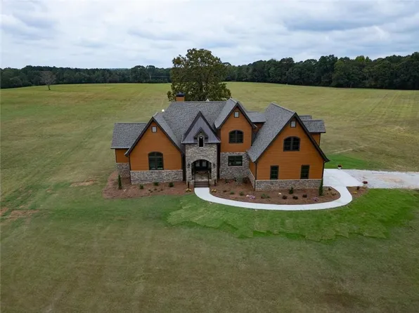 5187 Parkview Rd, Social Circle, GA 30025
