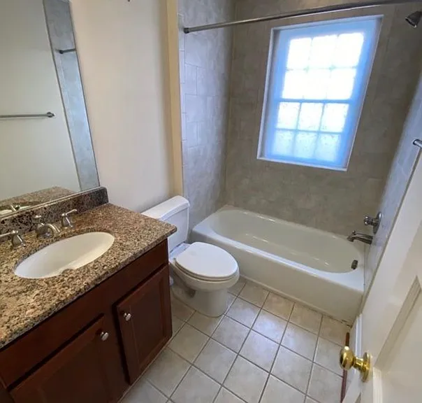 3020 Patterson Ave #7 — Photo 4