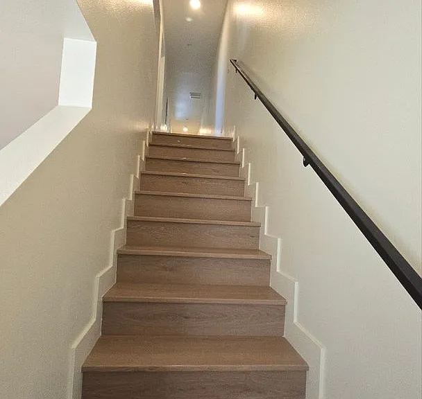 33(835E) — Photo 36