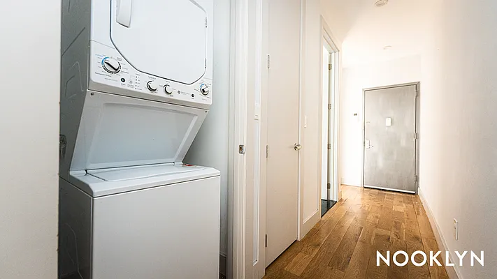 Rented by Nooklyn NYC LLC | media 19