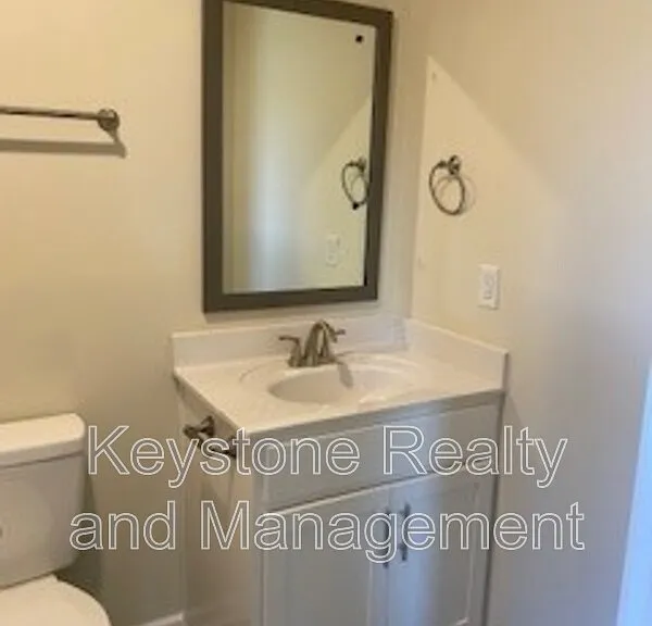 131 Mace Ln #5 — Photo 10
