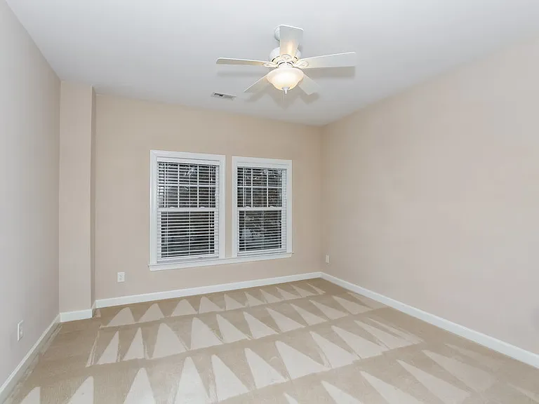 8907 Arbor Creek Dr — Photo 13
