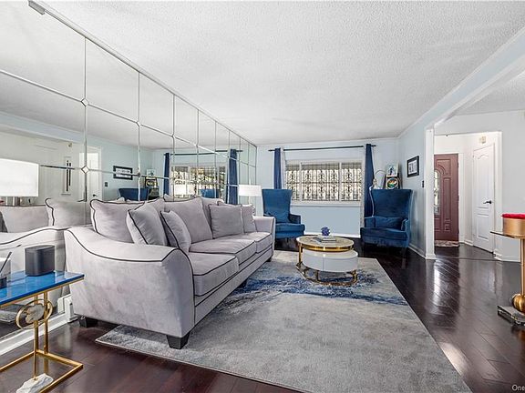 3rd image of 860 E 55th St Floor 2