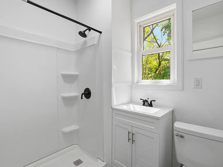 1115 Grayson Ave NW — Photo 22