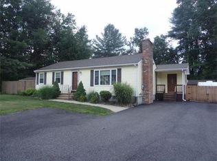 60 Marmon St, Springfield, MA 01129