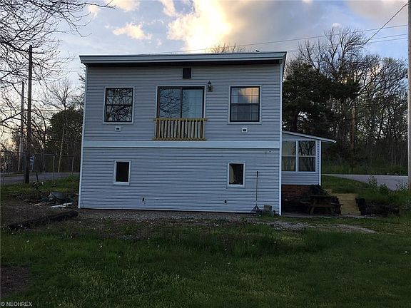 2nd image of 2410 S Port Pleasant Dr