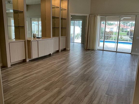 3rd image of 3476 Donoso Ct