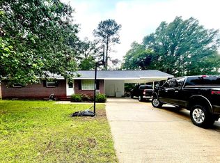 151 Ridgecrest Dr, Luverne, AL 36049