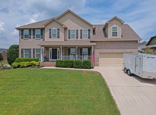 542 Grassland Dr, Maryville, TN 37804