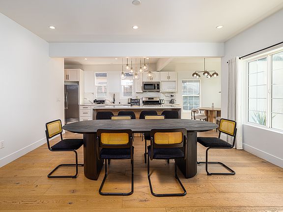 5th image of 6105 Del Valle Dr