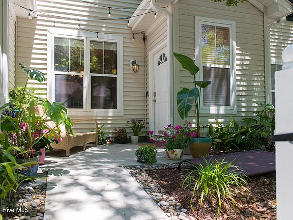5th image of 5813 Wrightsville Avenue #128
