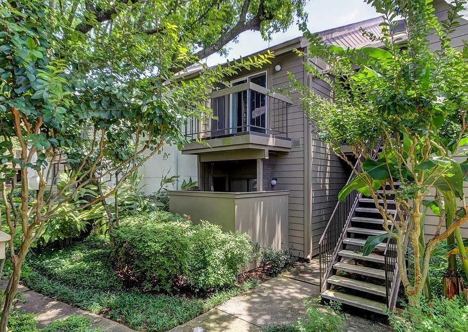 1st image of 10047 Westpark Dr APT 22