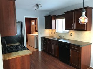 28010 Long St, Livonia, MI 48152