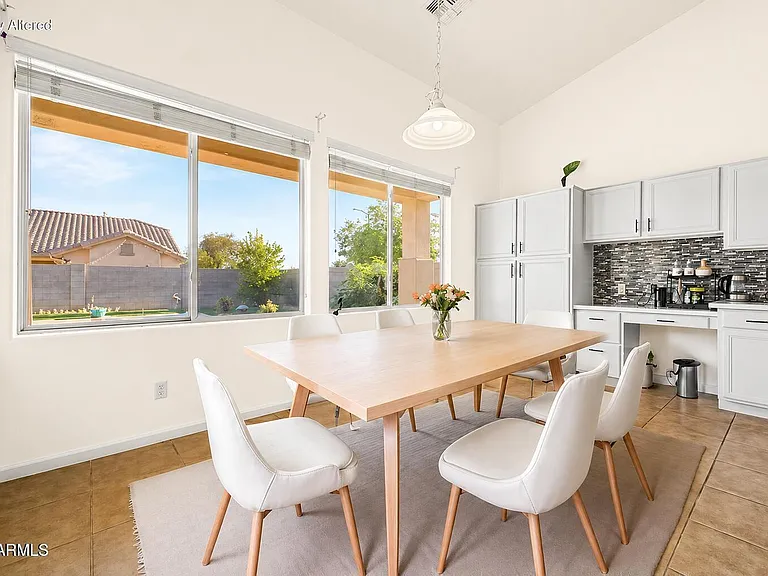 8663 W Yukon Dr — Photo 6