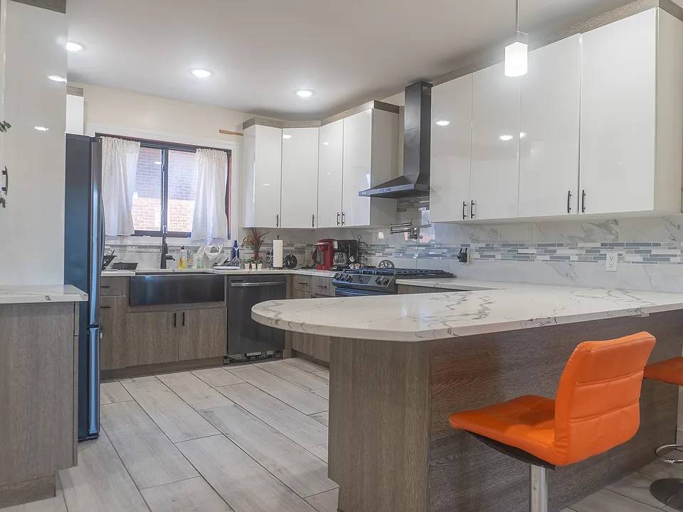 4 Highview Rd