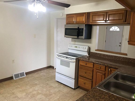 5th image of 321 Orchard Pl