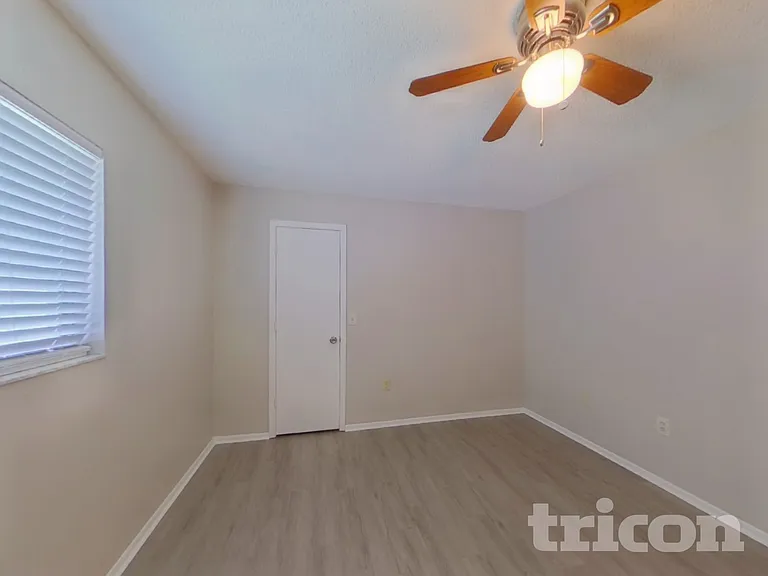 2273 Seward Cir — Photo 15
