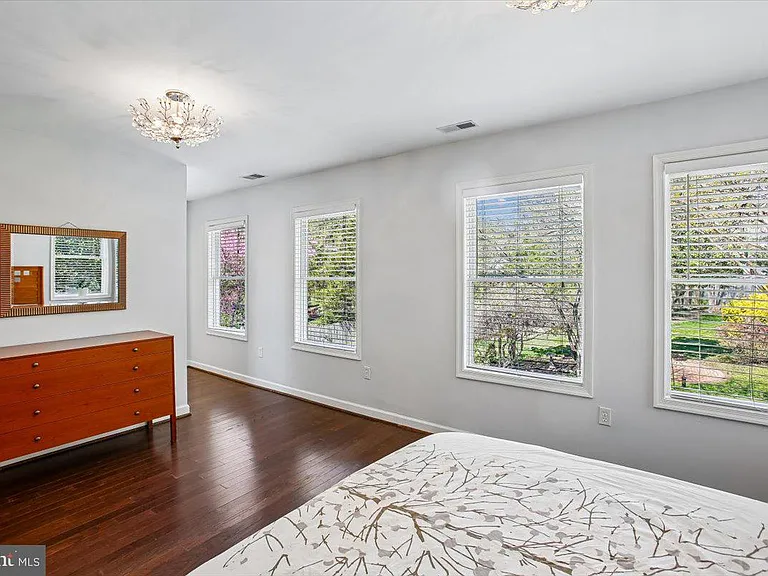 1305 Key Dr — Photo 24