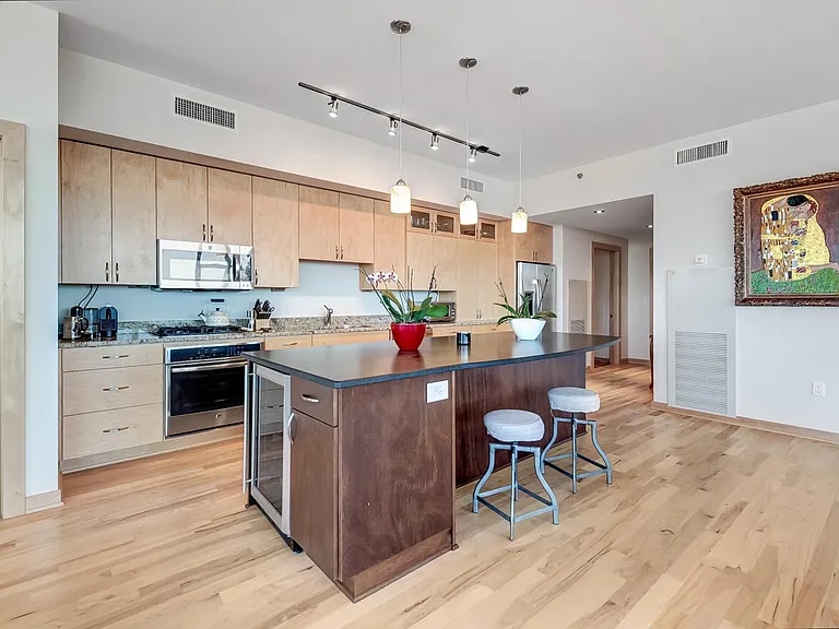 1120 S 2nd St #814 — Photo 12