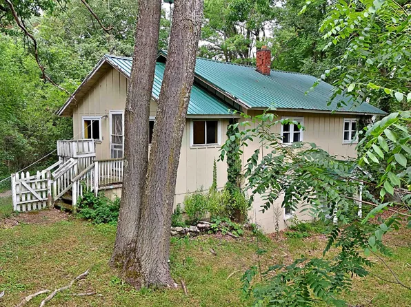1169 S Lachance Rd, Lake City, MI 49651
