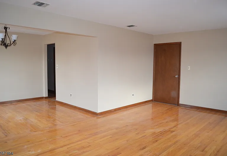 245 Orchard St — Photo 8