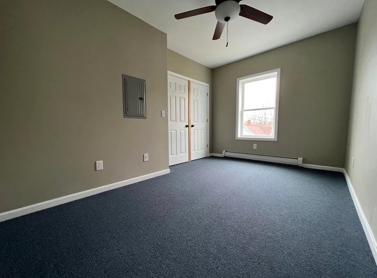 48 Spring St — Photo 3