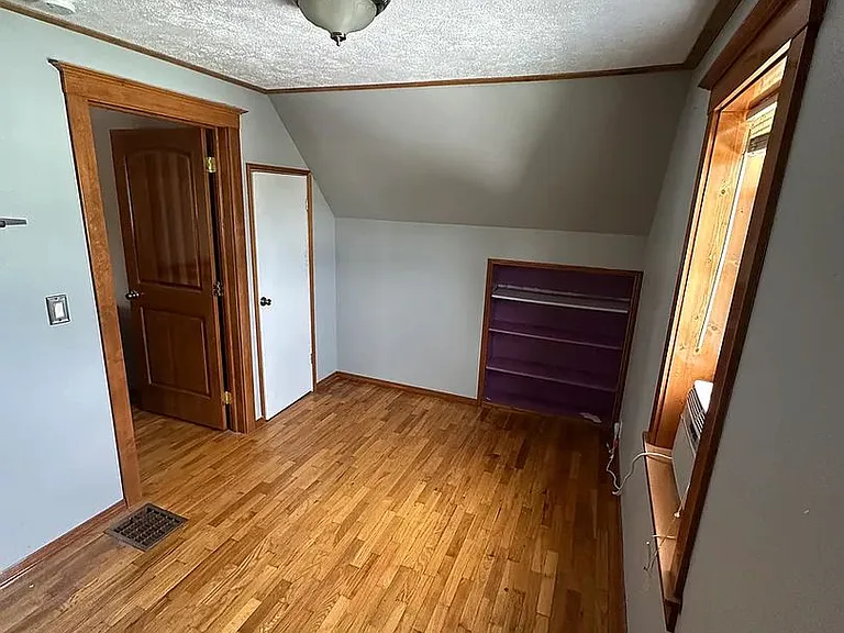 2821 W Rowan Ave — Photo 10