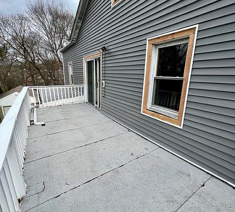 4th image of 61 Washington Ave Floor 2