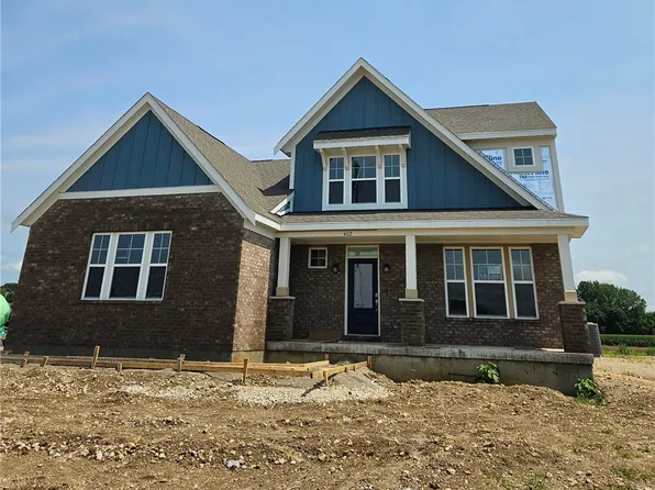 402 W Spielberg Cir, Springfield, OH 45505