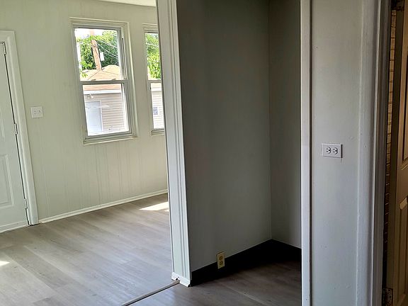 5th image of 4006 S Campbell Ave