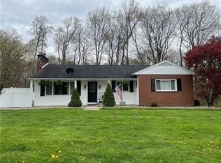21 Fredonia Rd, Greenville, PA 16125