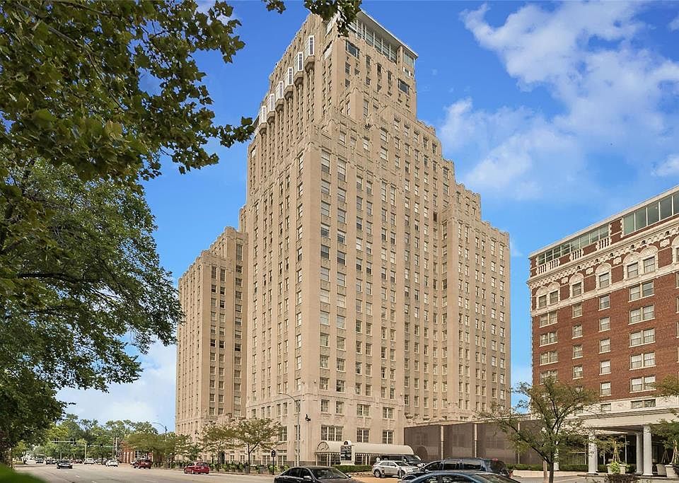 1st image of 232 N Kingshighway Blvd APT 1106