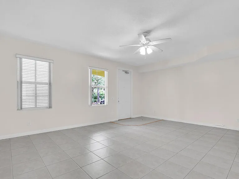 3183 E Community Dr — Photo 7