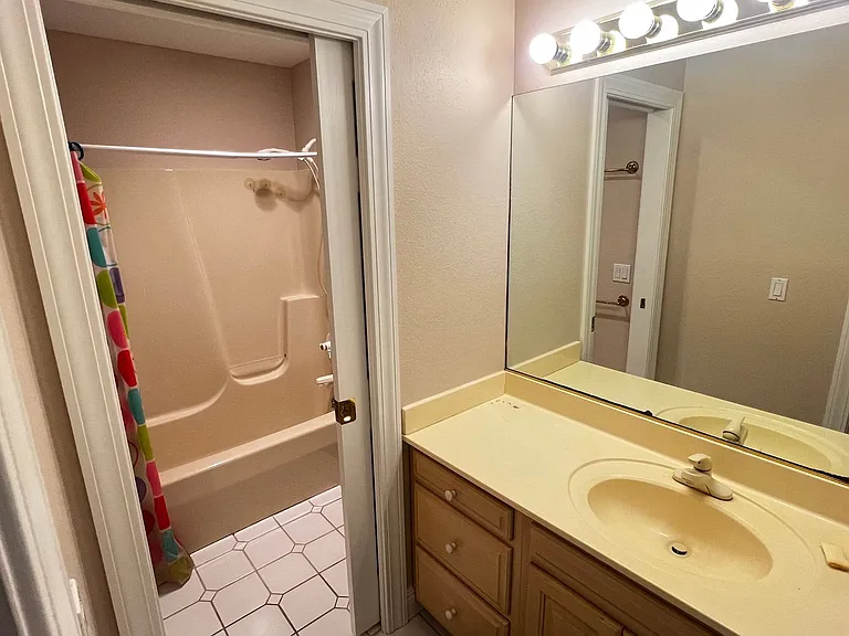 2708 Bayhill Dr — Photo 14