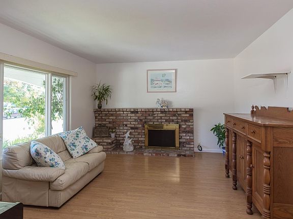 5th image of 1396 Old Stone Way
