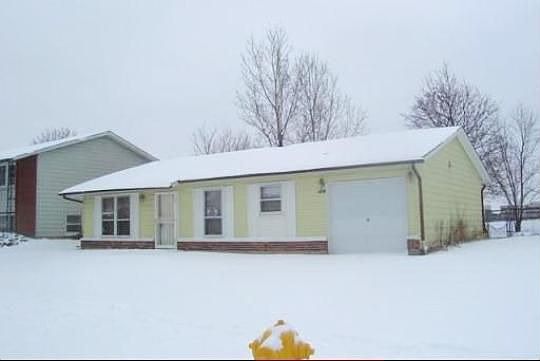 1st image of 17871 Yale Ln