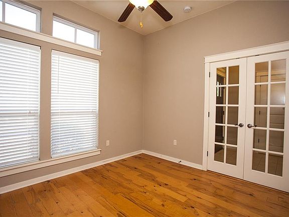 3rd image of 4244 Berkman Dr
