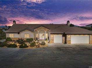 18210 Blue Heron Cir, Riverside, CA 92504