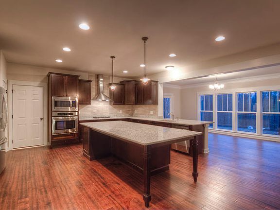 2nd image of 7312 Warwick Plantation Ln