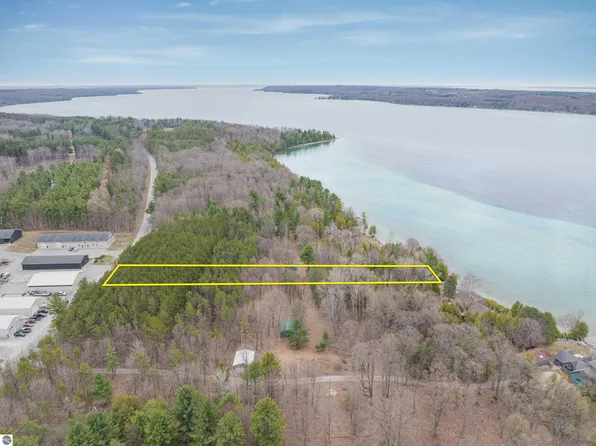 V/l Ne Torch Lake Dr, Central Lake, MI 49622