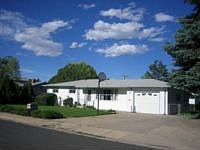 2nd image of 1322 E Broadmoor Dr