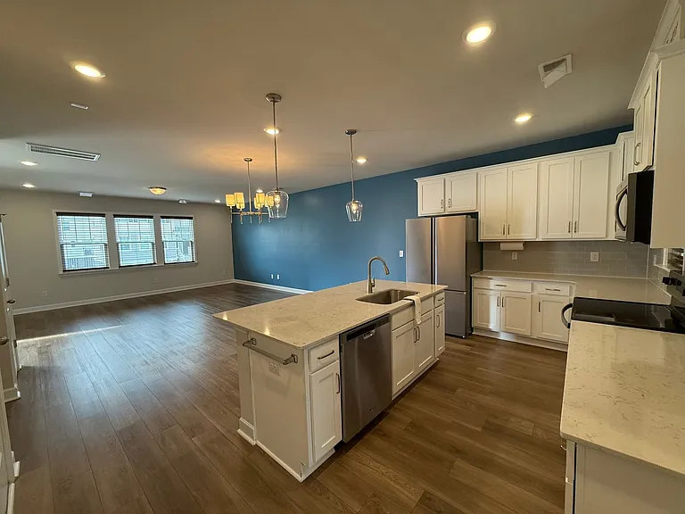 219 Winding River Dr — Photo 10