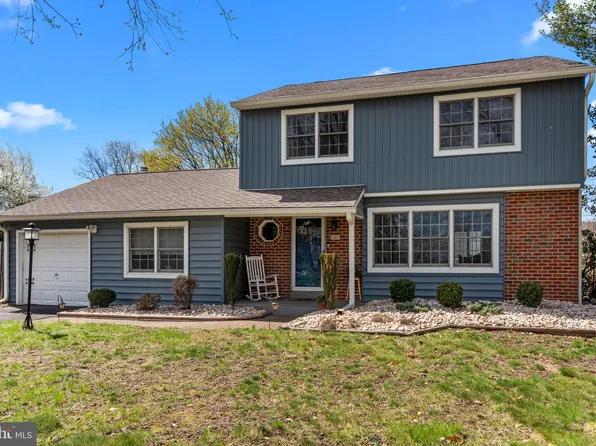 501 Manor Gate St, Morrisville, PA 19067