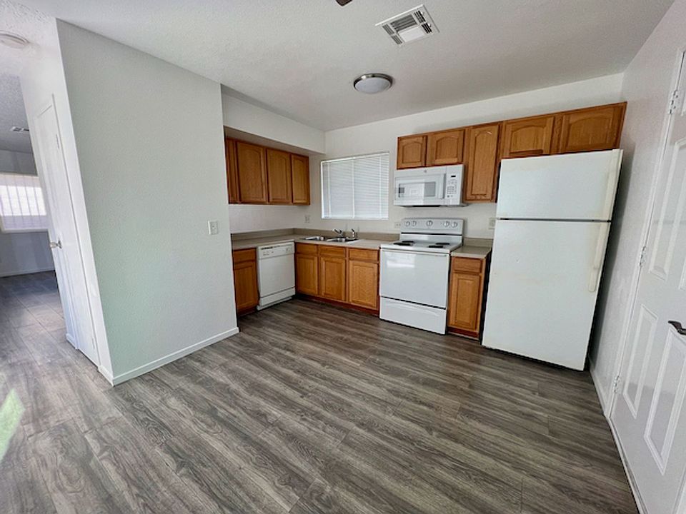 1st image of 5127 Garden Ln APT A