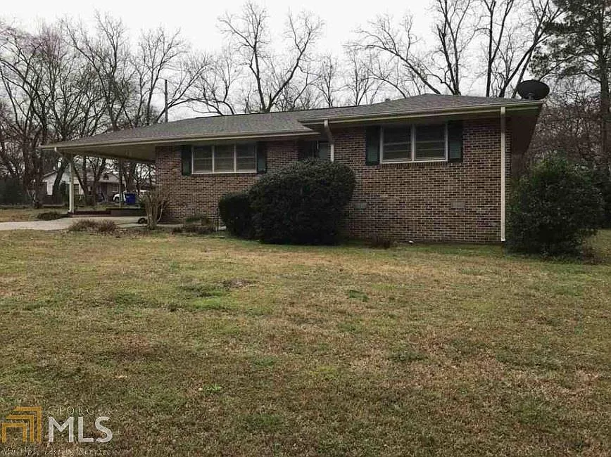 7169 Lakeview Dr SW photo 1