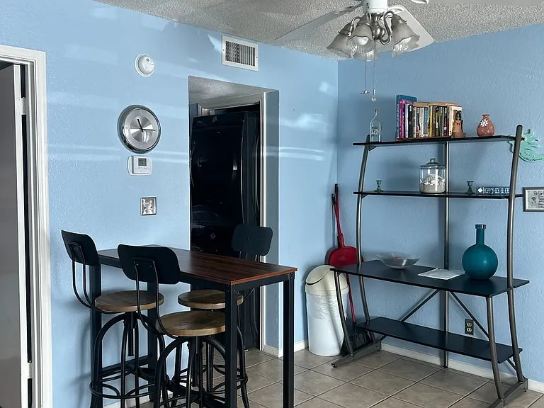 132 E Gardenia St #1 — Photo 19