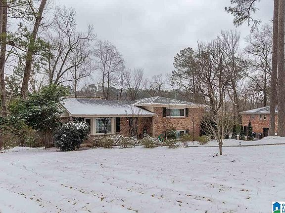 3rd image of 3028 Whispering Pines Cir